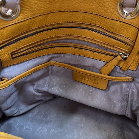 Michael Kors Bag - Picture 3 of 3
